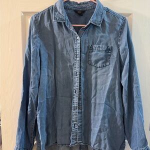 Intro Button-Up Shirt – Lightweight Denim Look Top